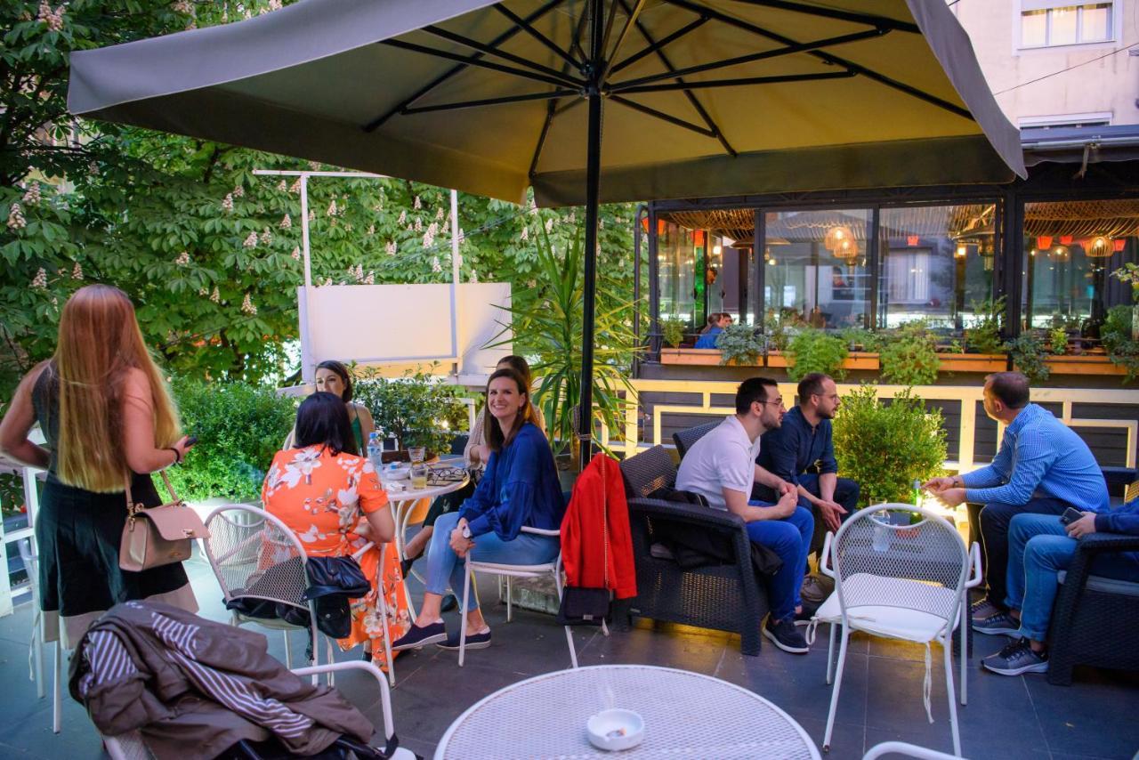 Hotel Artistic Tirana Blloku Zewnętrze zdjęcie